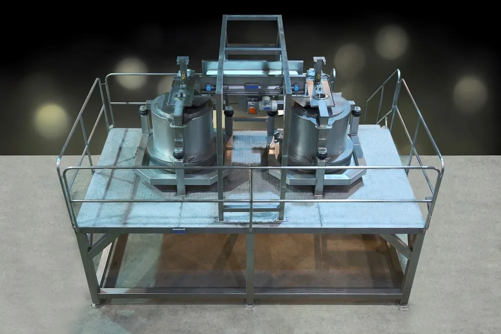 cr=t_0%,l_0%,w_100%,h_100% (6)